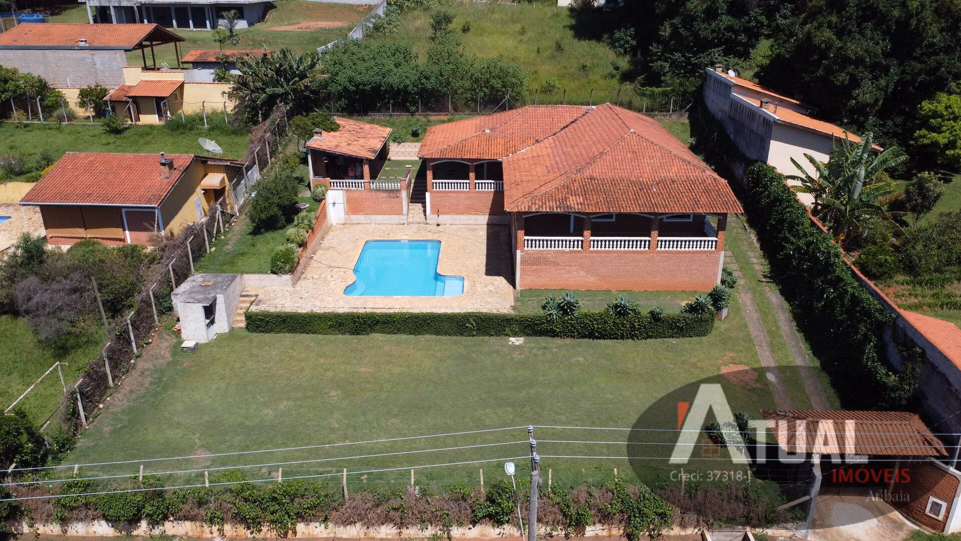 Casa de 1.368 m² em Atibaia, SP