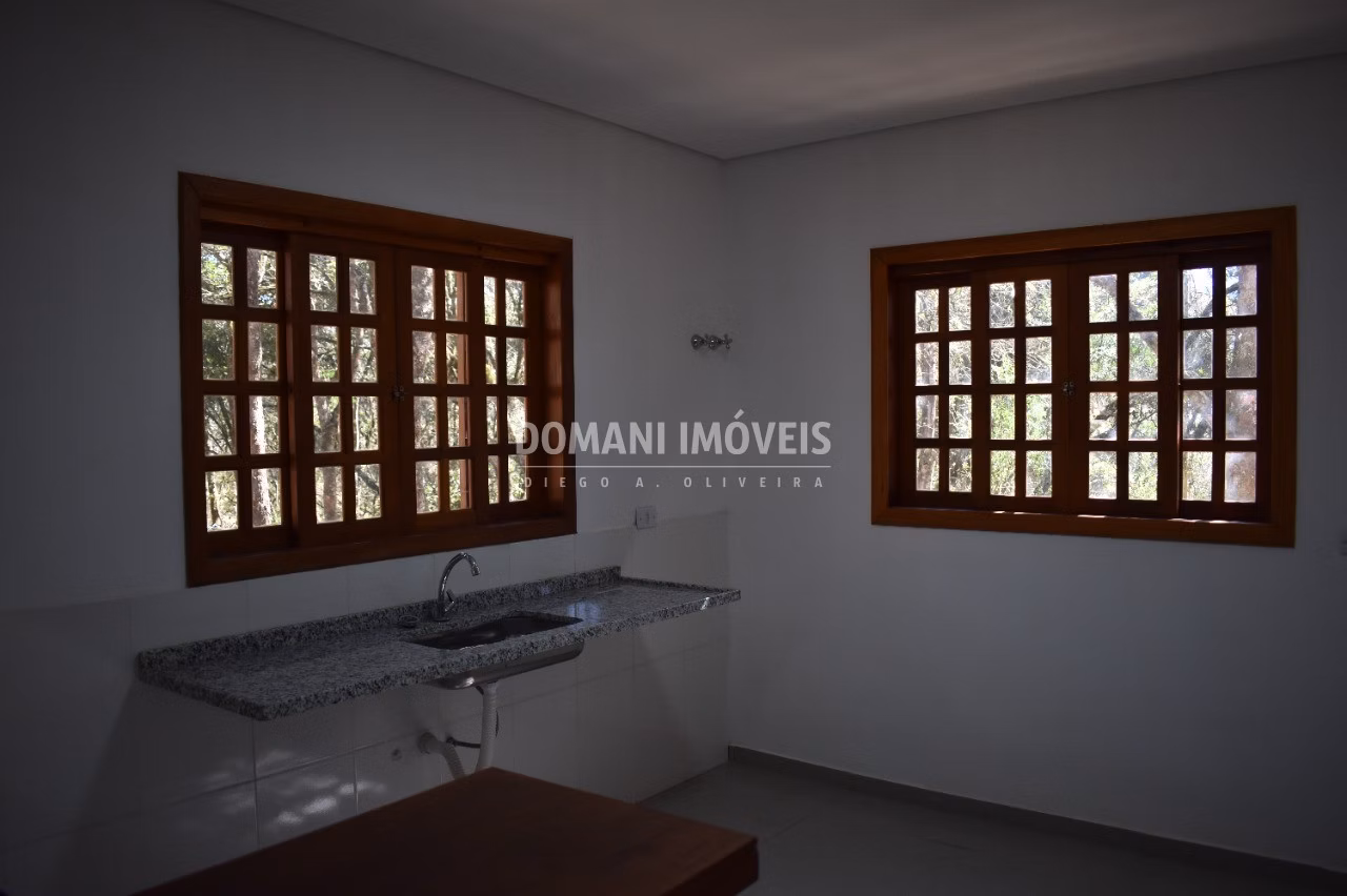 Casa de 1.080 m² em Campos do Jordão, SP