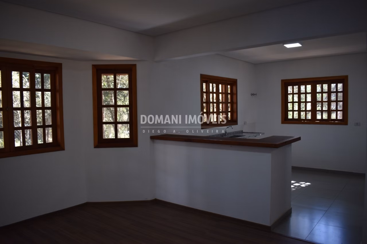 Casa de 1.080 m² em Campos do Jordão, SP