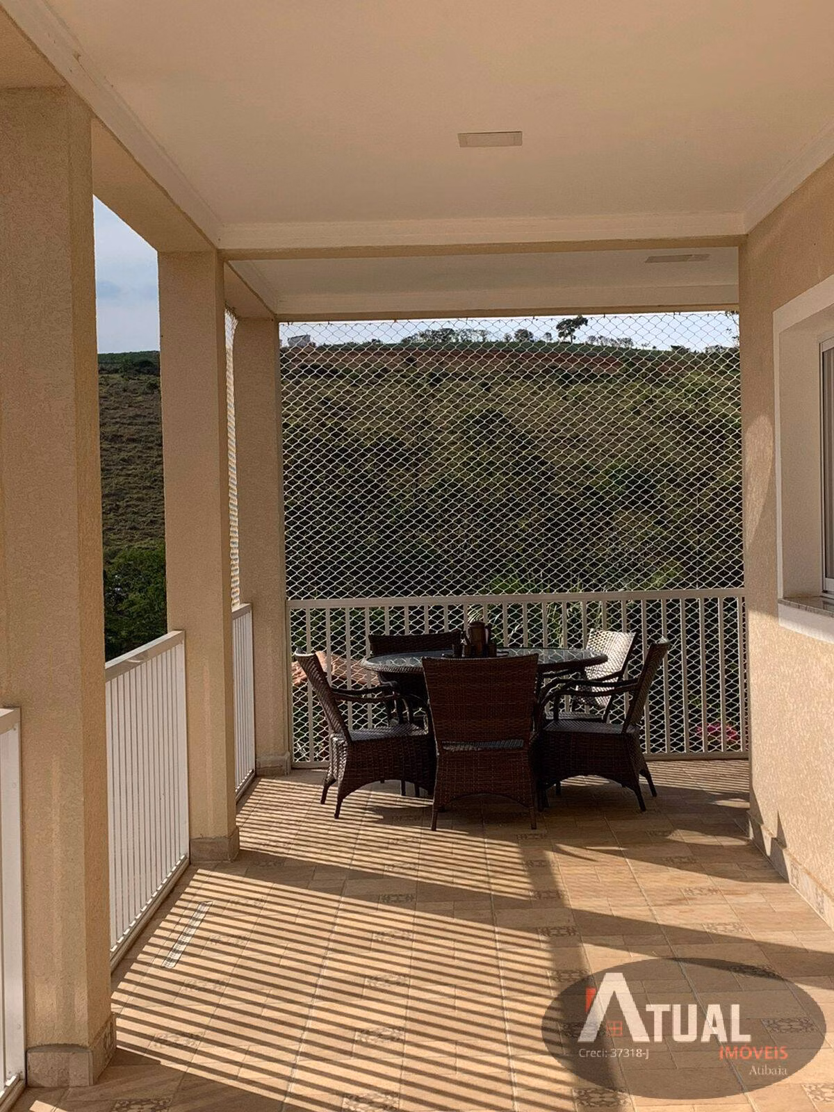 Casa de 1.000 m² em Atibaia, SP