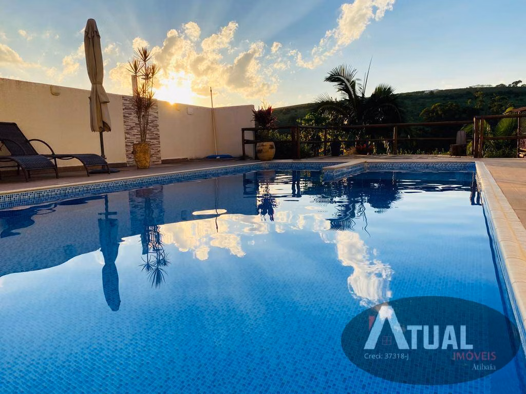 Casa de 1,000 m² em Atibaia, SP