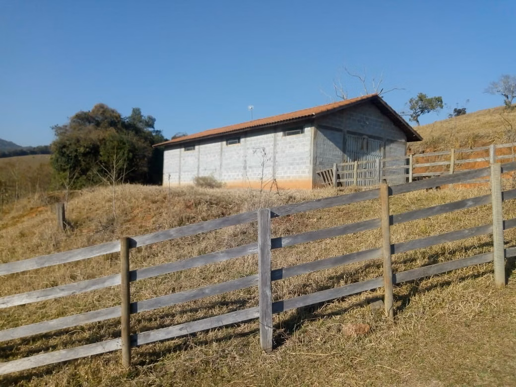 Sítio de 48 ha em Cambuí, MG