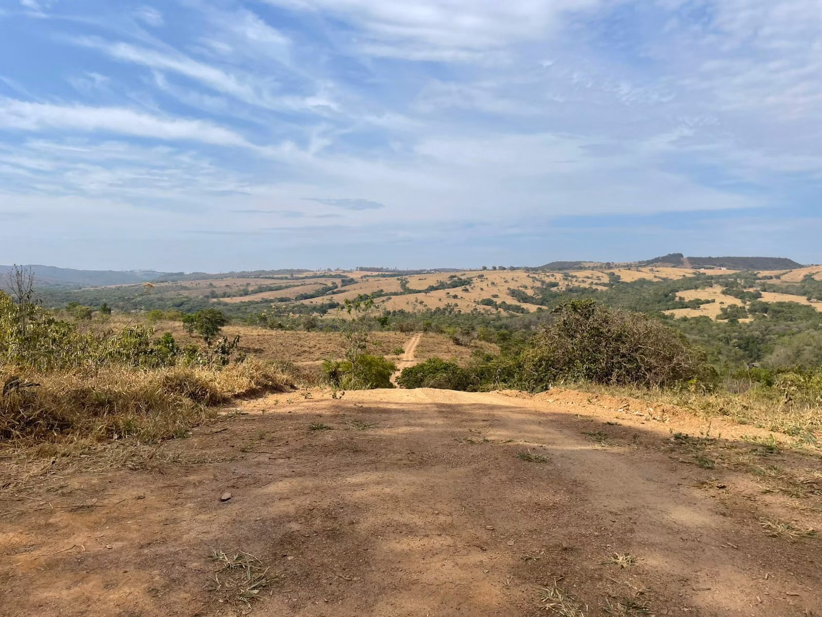 Chácara de 2.500 ha em Santo Antônio do Descoberto, GO