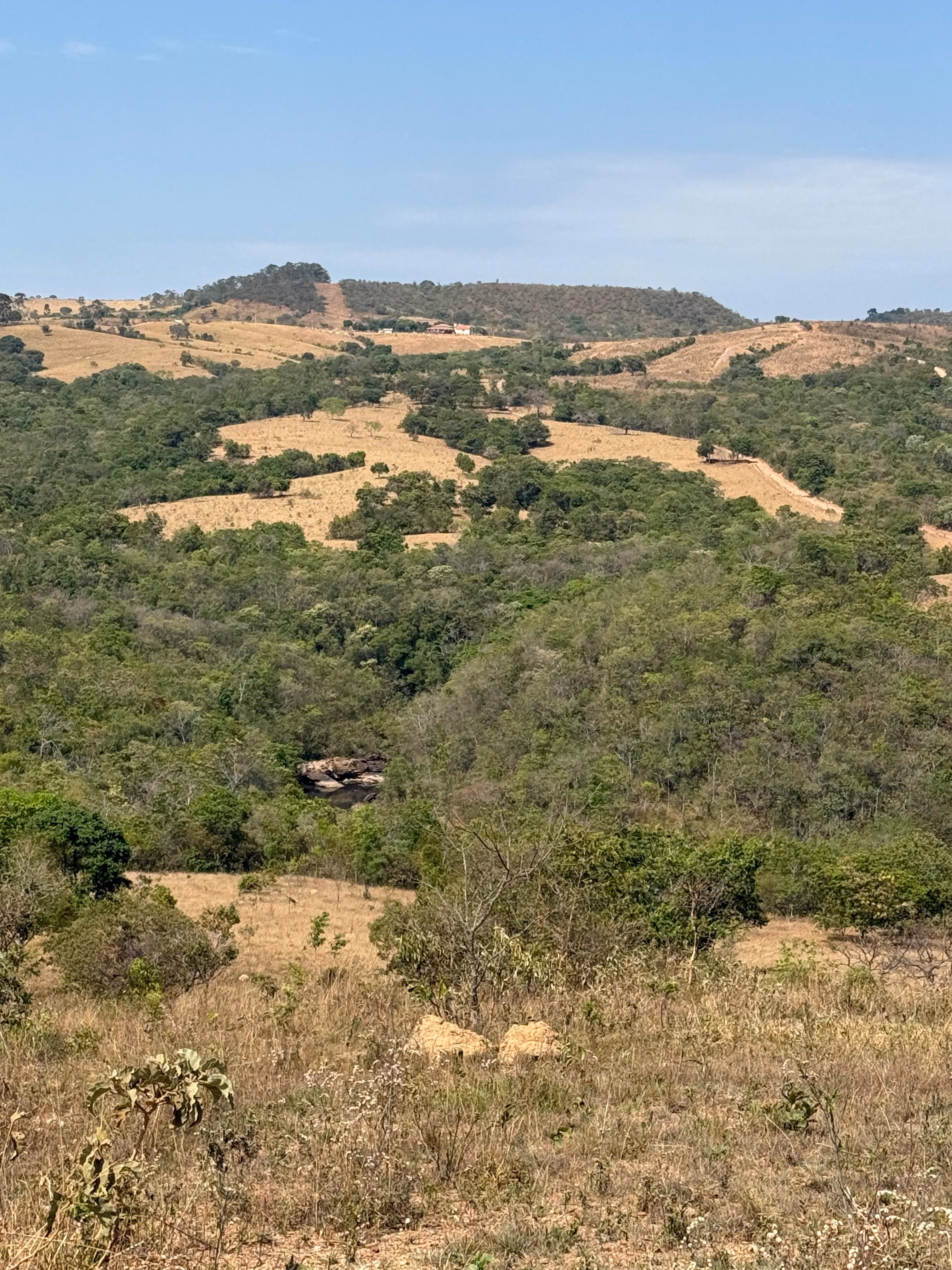Chácara de 2.500 ha em Santo Antônio do Descoberto, GO