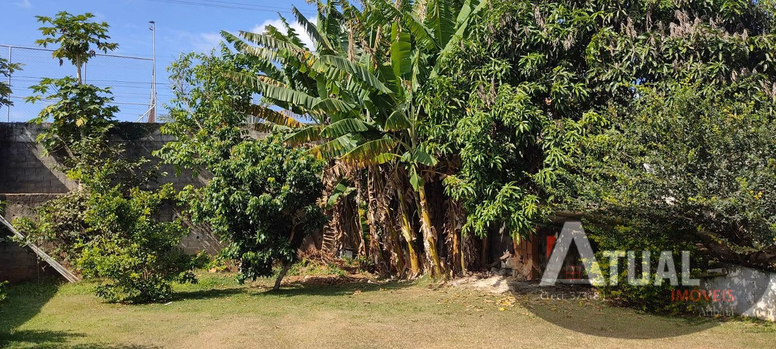 Chácara de 1.100 m² em Atibaia, SP