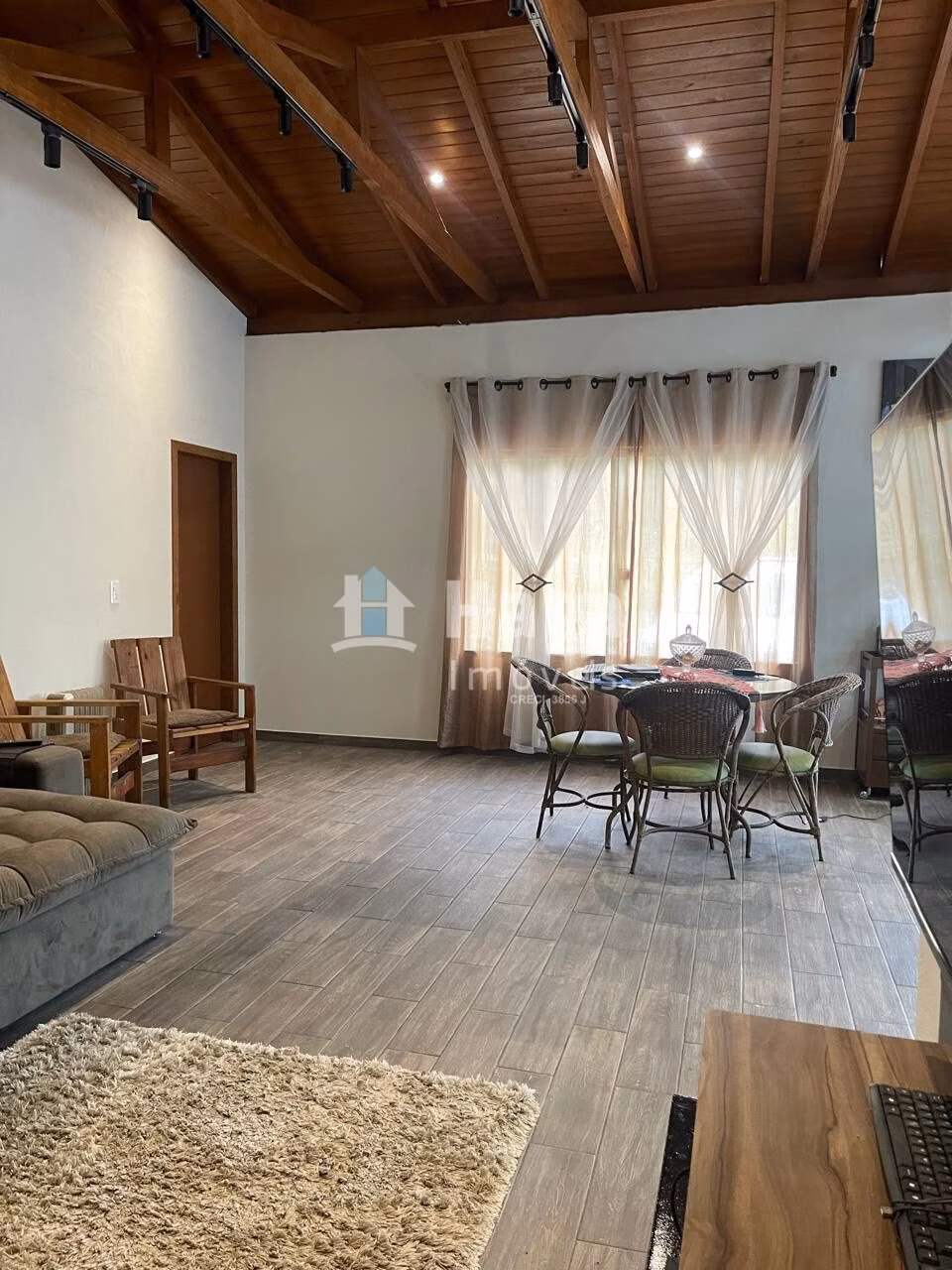 Chácara de 5.548 m² em Tijucas, SC