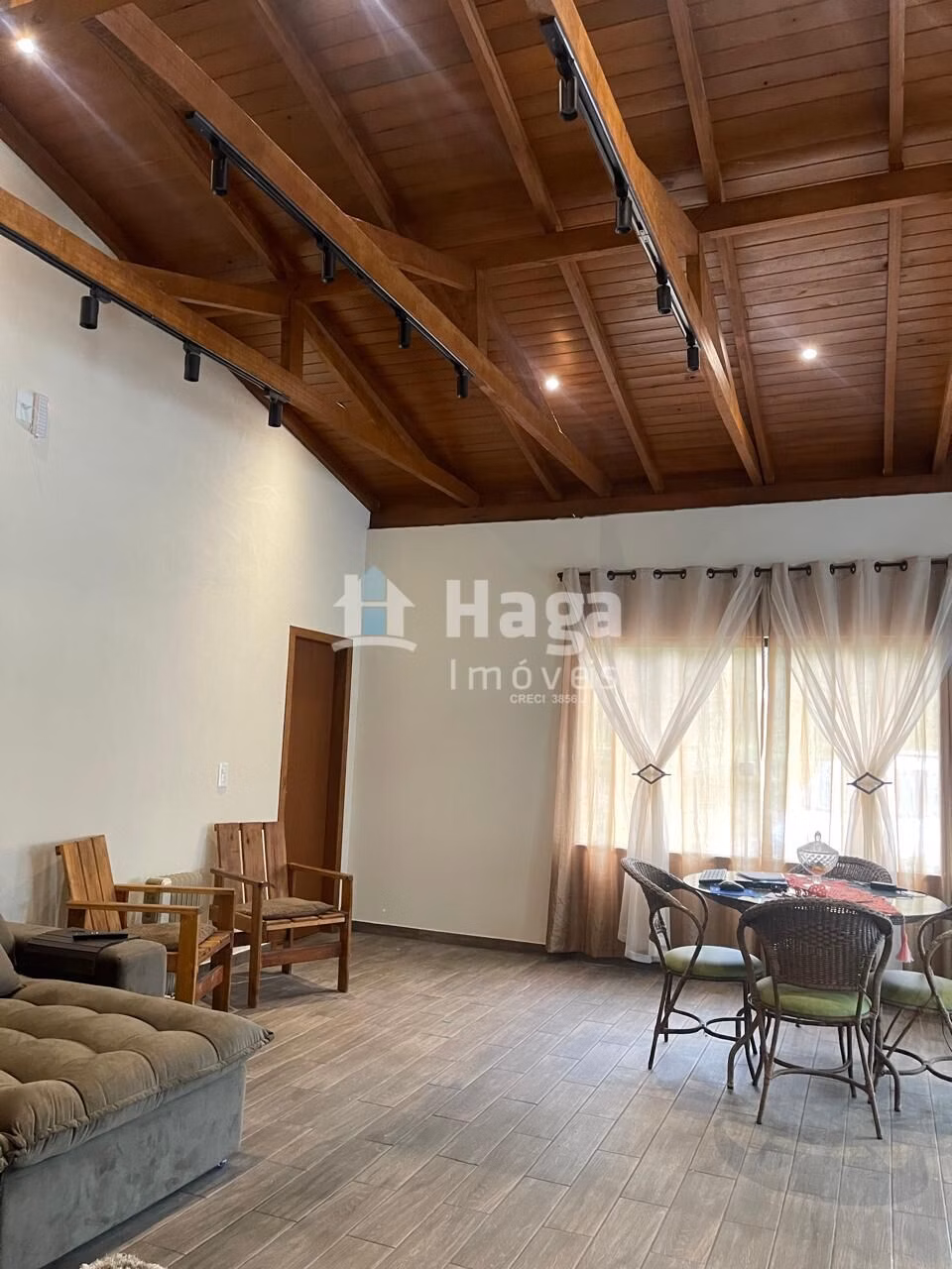 Chácara de 5.548 m² em Tijucas, SC