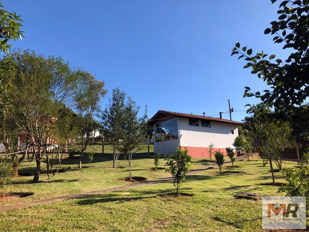Sítio de 2 ha em Pouso Alegre, MG