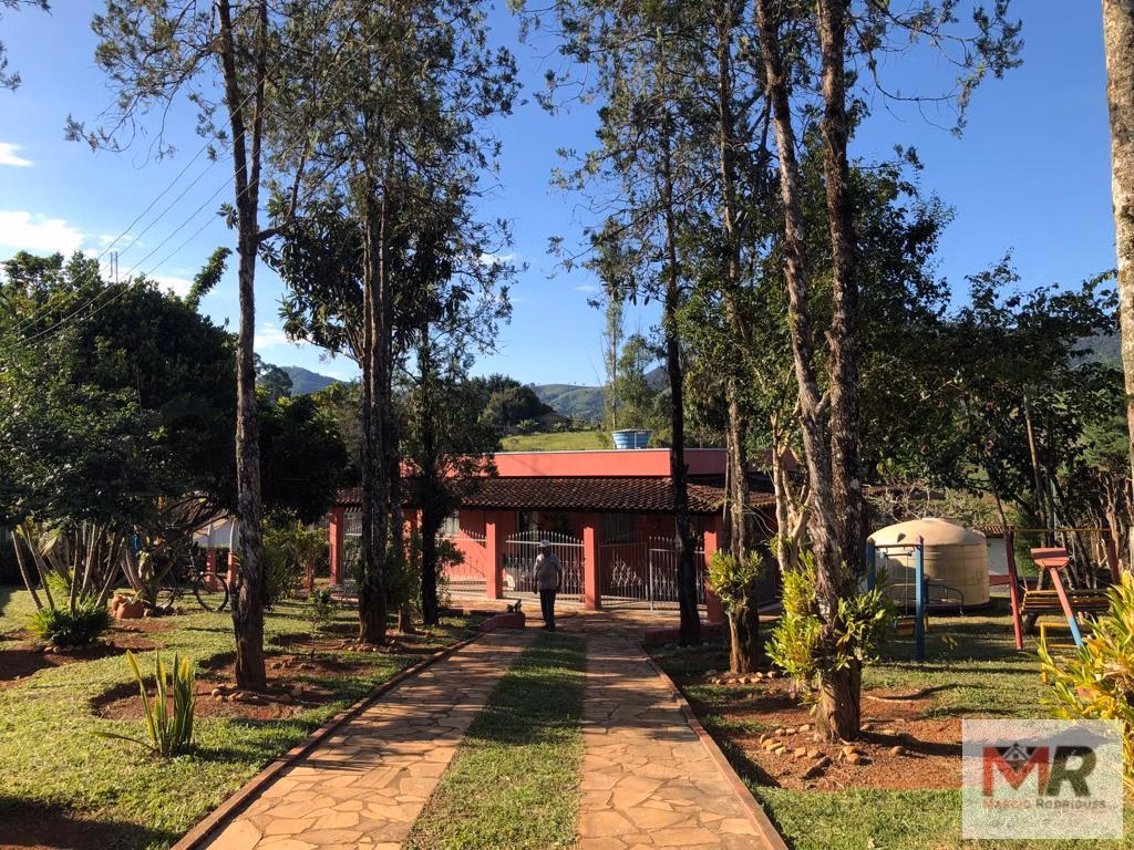 Sítio de 2 ha em Pouso Alegre, MG