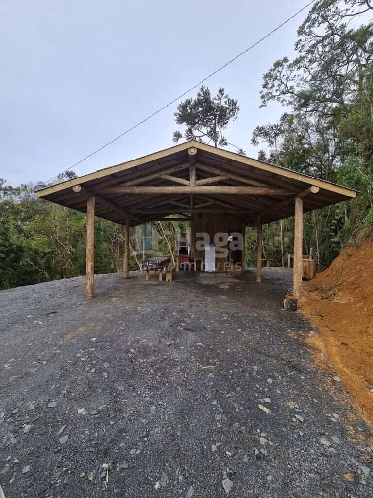 Fazenda de 3.846 m² em Alfredo Wagner, SC
