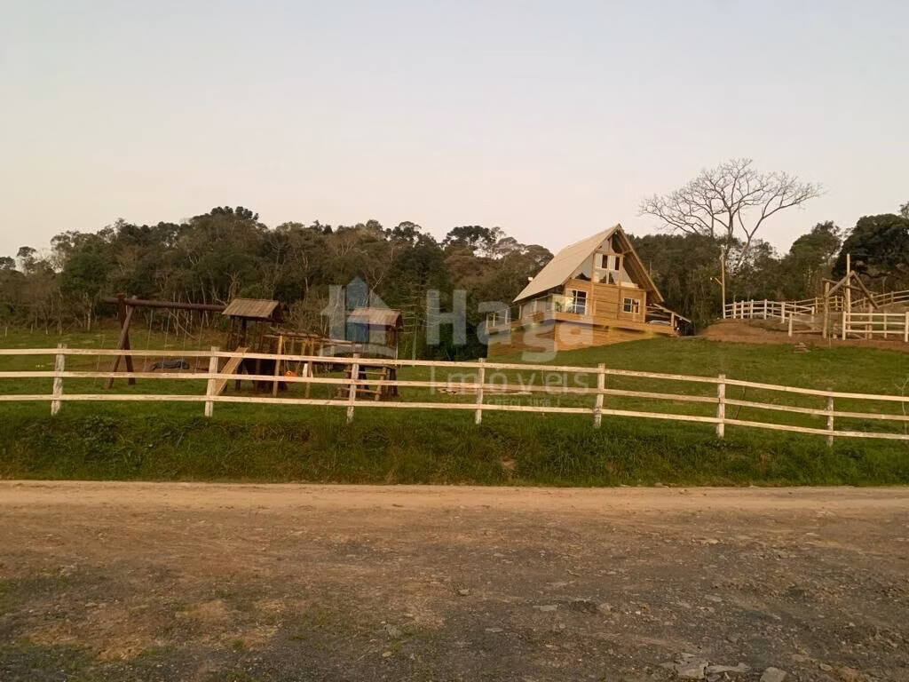 Fazenda de 3.846 m² em Alfredo Wagner, SC
