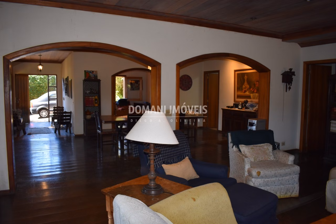 House of 1,010 m² in Campos do Jordão, SP, Brazil