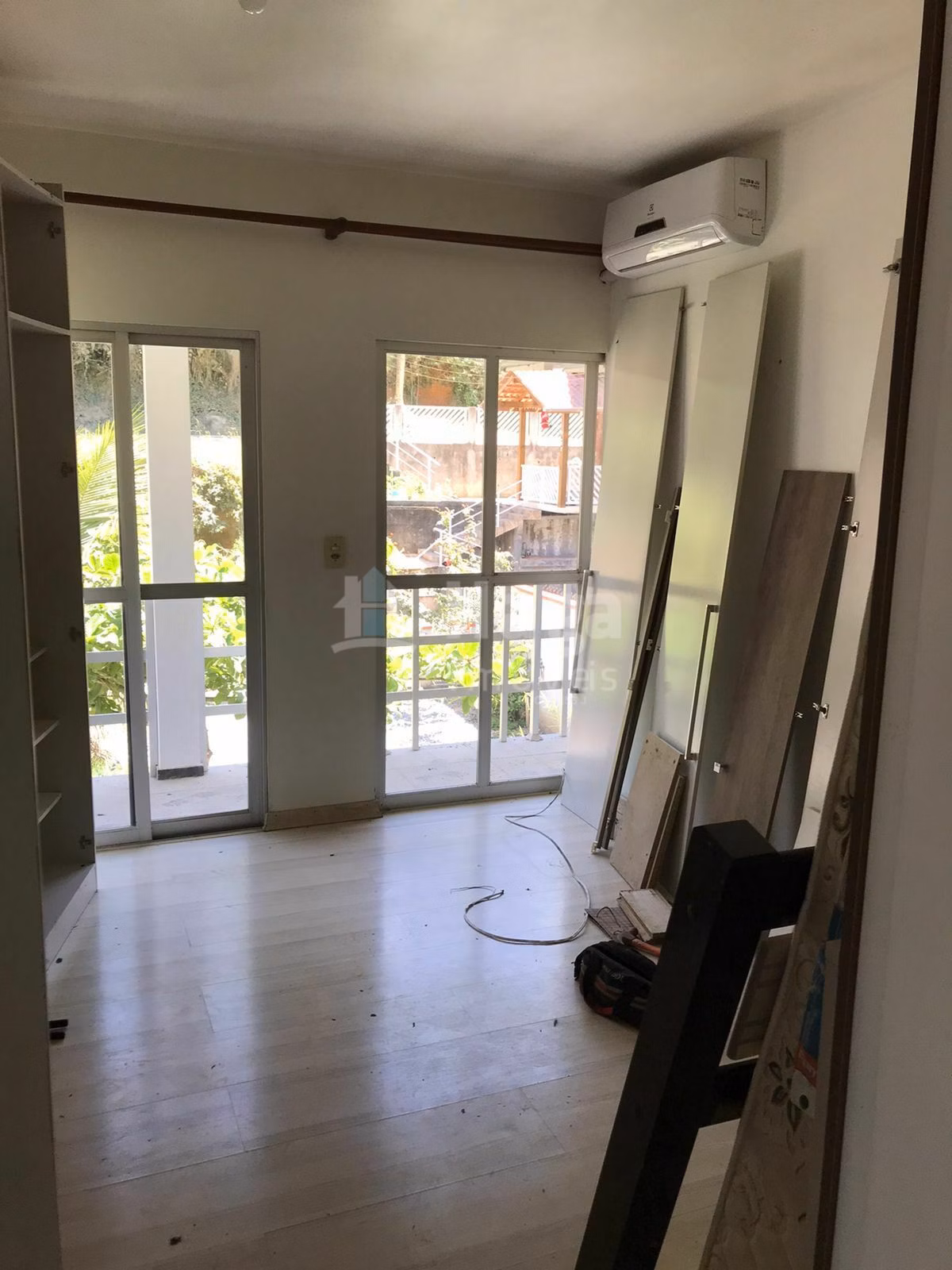 Casa de 316 m² em Brusque, SC