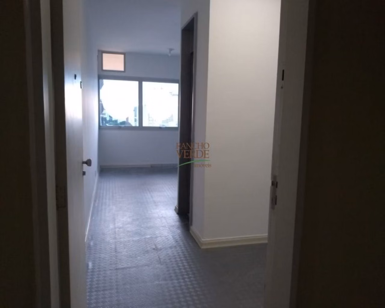 Comercial de 24 m² em São José dos Campos, SP