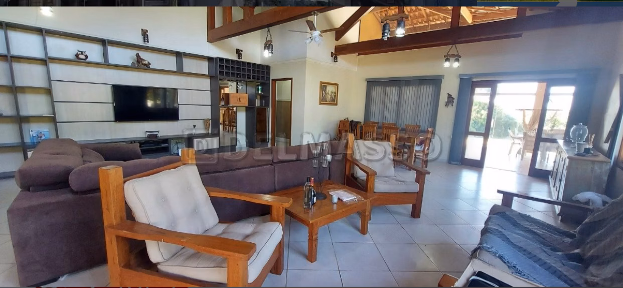 Casa de 1.250 m² em Ibiúna, SP