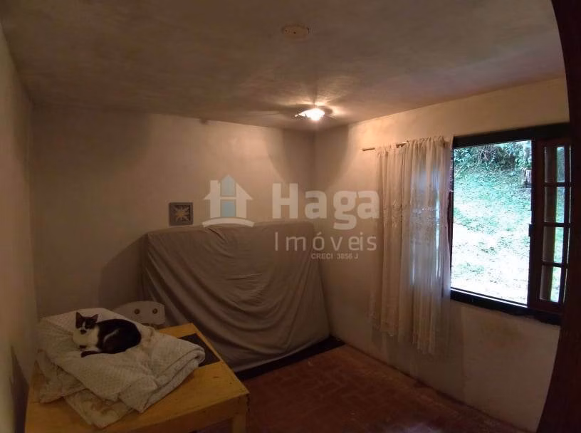 Casa de 440 m² em Brusque, SC