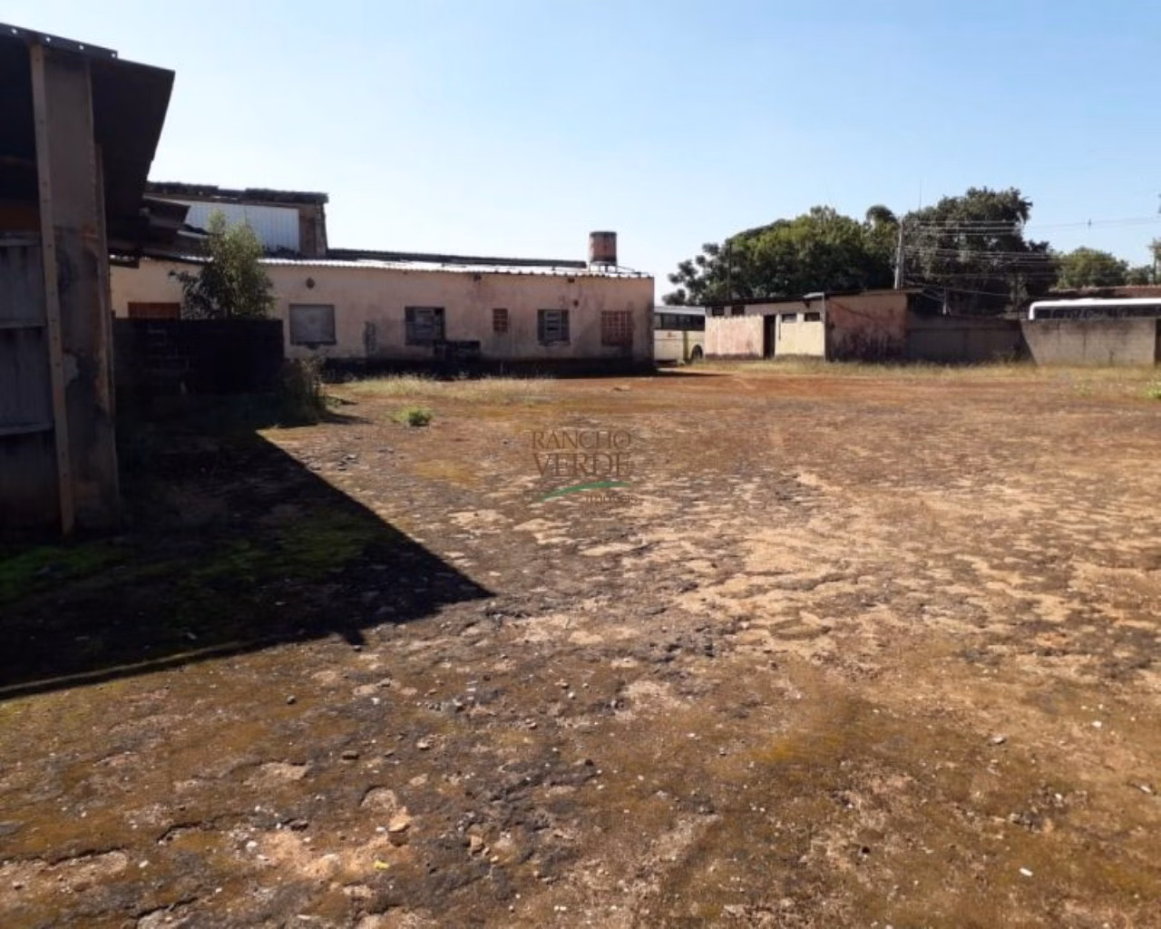Comercial de 1.200 m² em São José dos Campos, SP