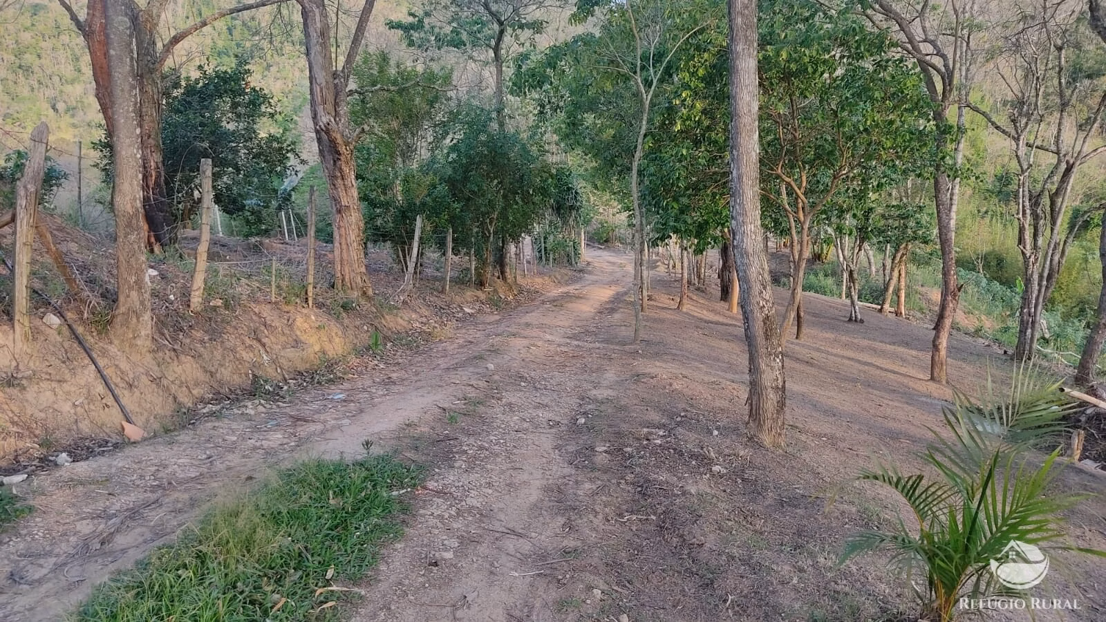 Chácara de 1 ha em Caçapava, SP