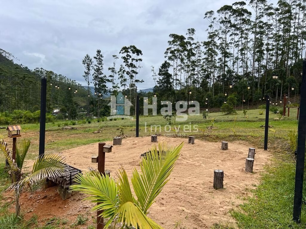 Terreno de 4.500 m² em Guabiruba, SC
