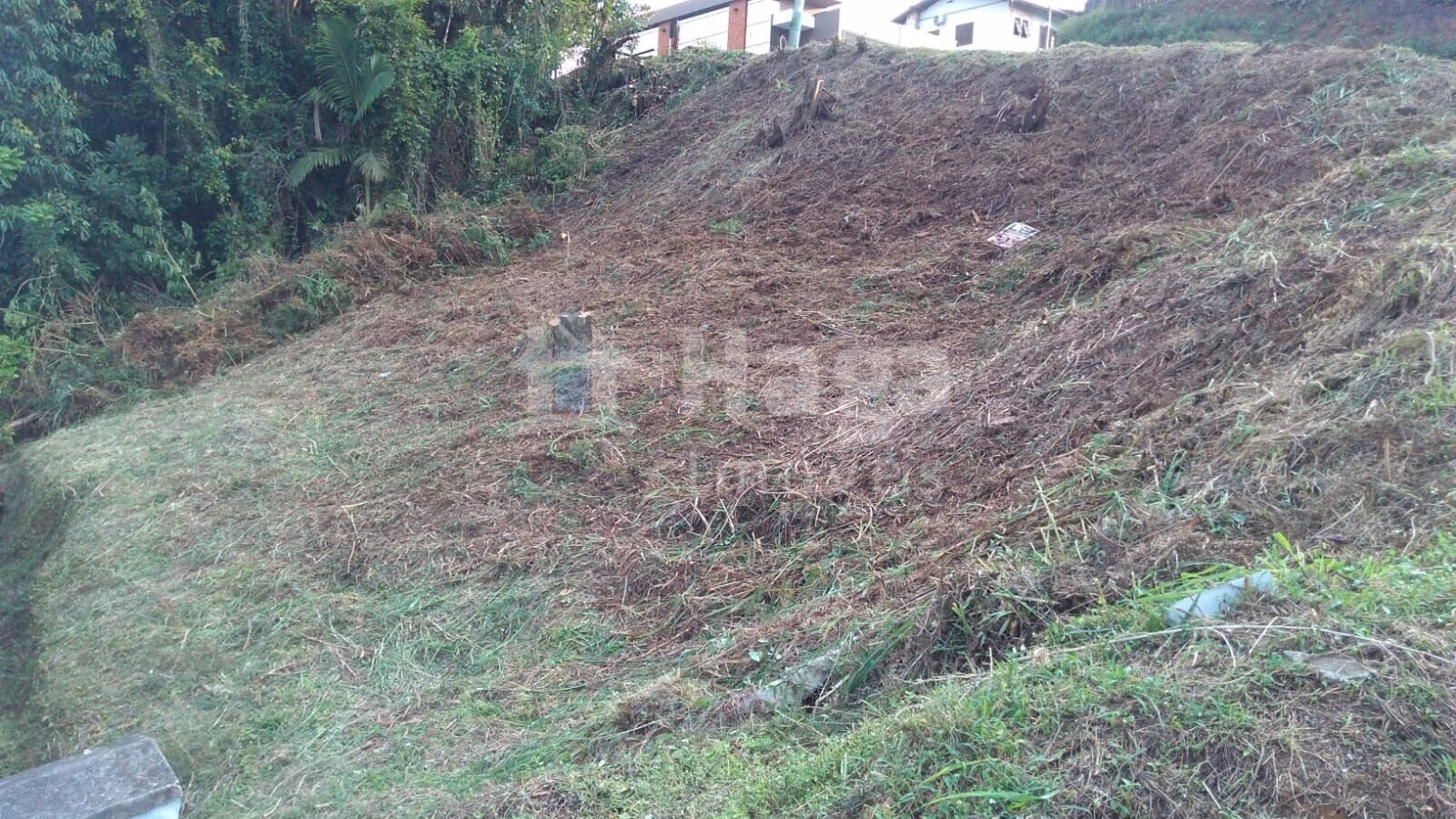 Terreno de 490 m² em Brusque, SC