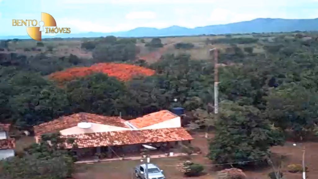 Fazenda de 1.465 ha em Nossa Senhora do Livramento, MT