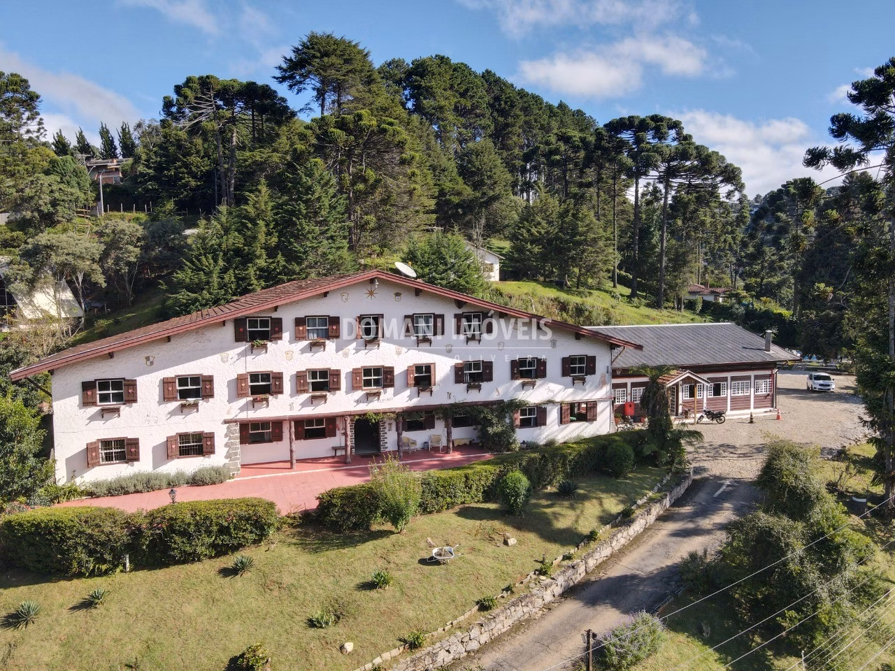 Comercial de 9.650 m² em Campos do Jordão, SP