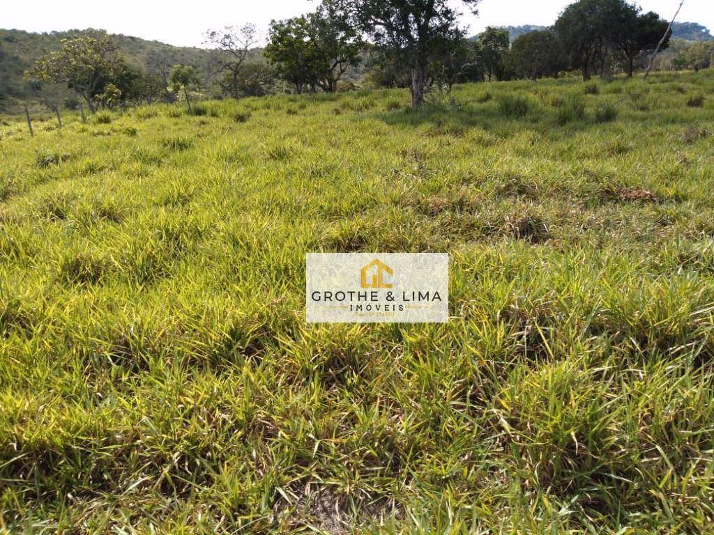 Fazenda de 266 ha em Claraval, MG