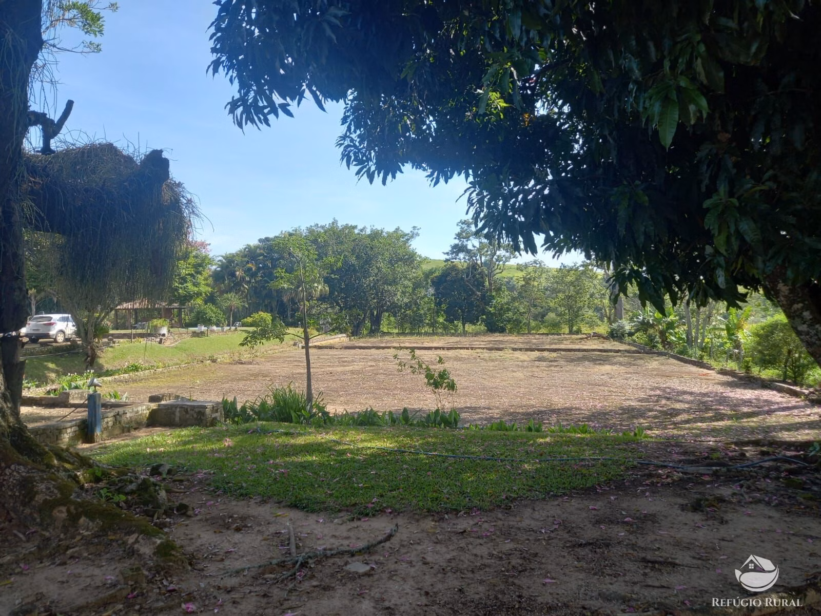 Small farm of 82 acres in São José dos Campos, SP, Brazil