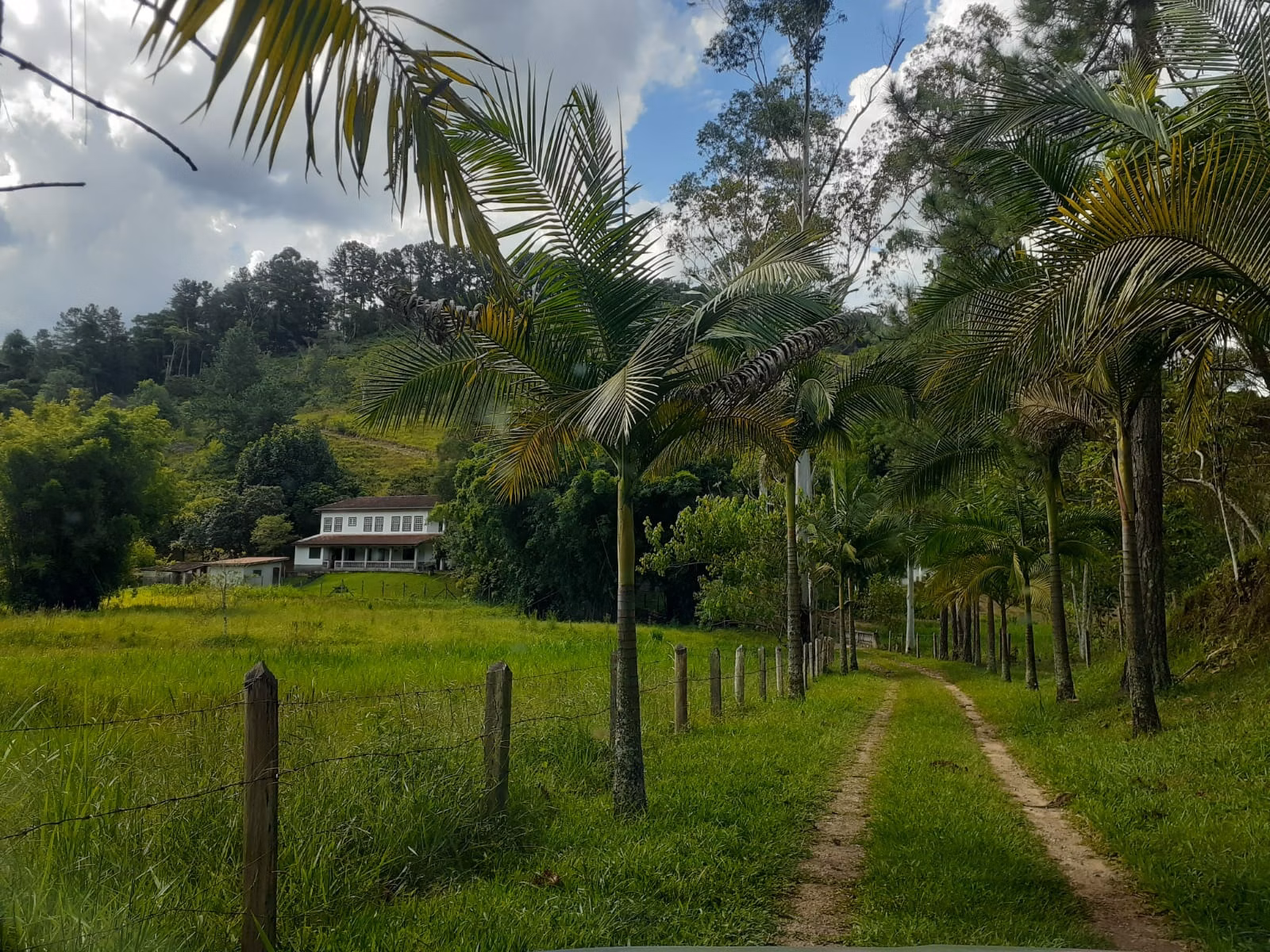 Sítio de 5 ha em São José dos Campos, SP