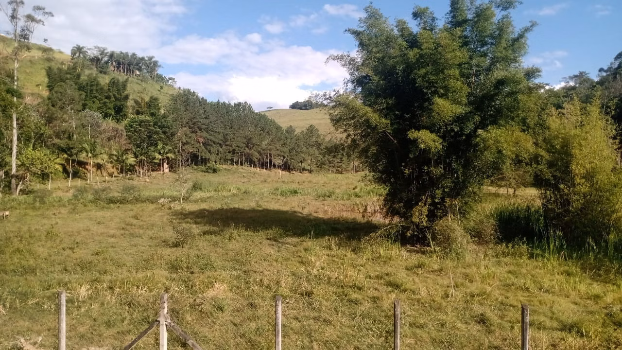 Small farm of 12 acres in São José dos Campos, SP, Brazil