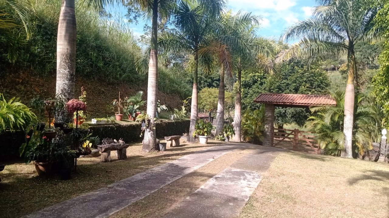 Small farm of 12 acres in São José dos Campos, SP, Brazil