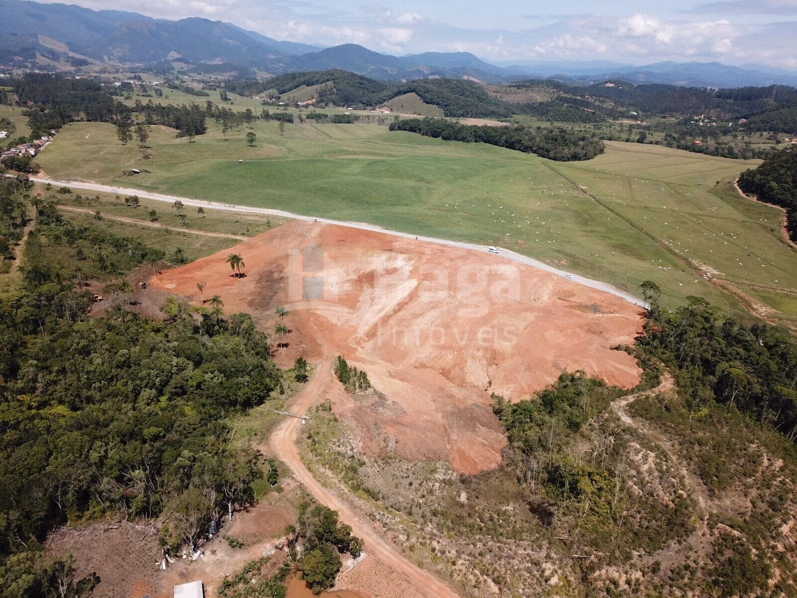 Terreno de 3 ha em Canelinha, SC