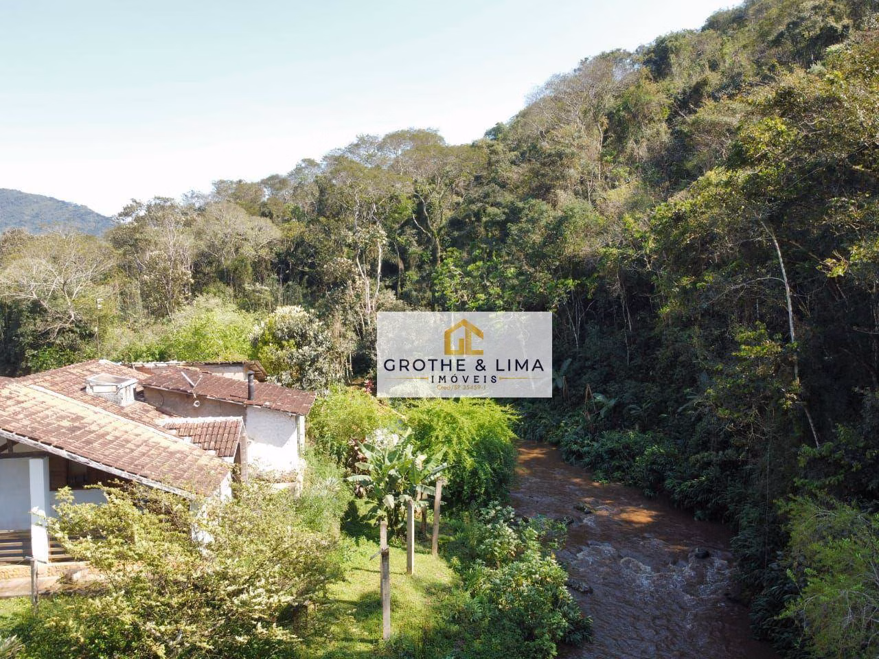 Sítio de 13 ha em Sapucaí-Mirim, MG