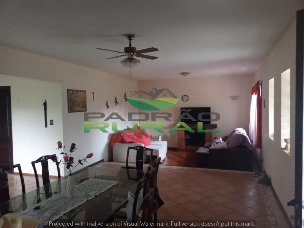 Chácara de 1.280 m² em Mairinque, SP