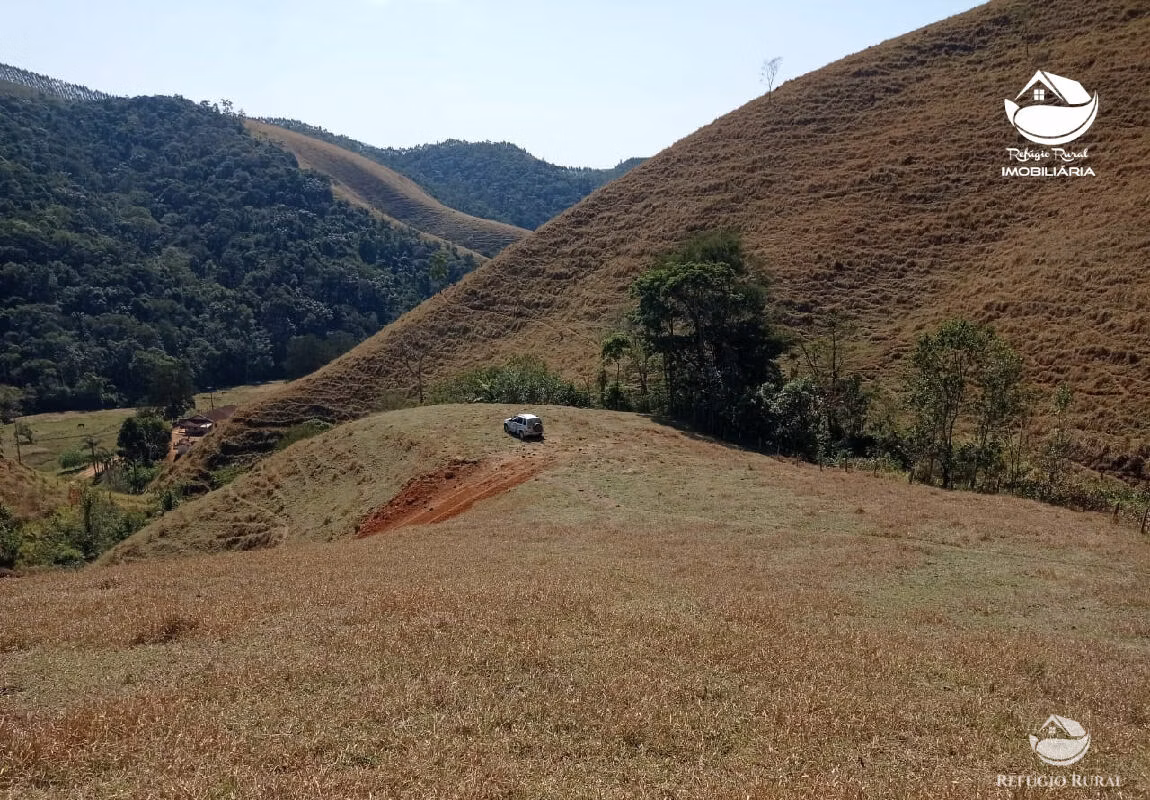 Sítio de 14 ha em Monteiro Lobato, SP