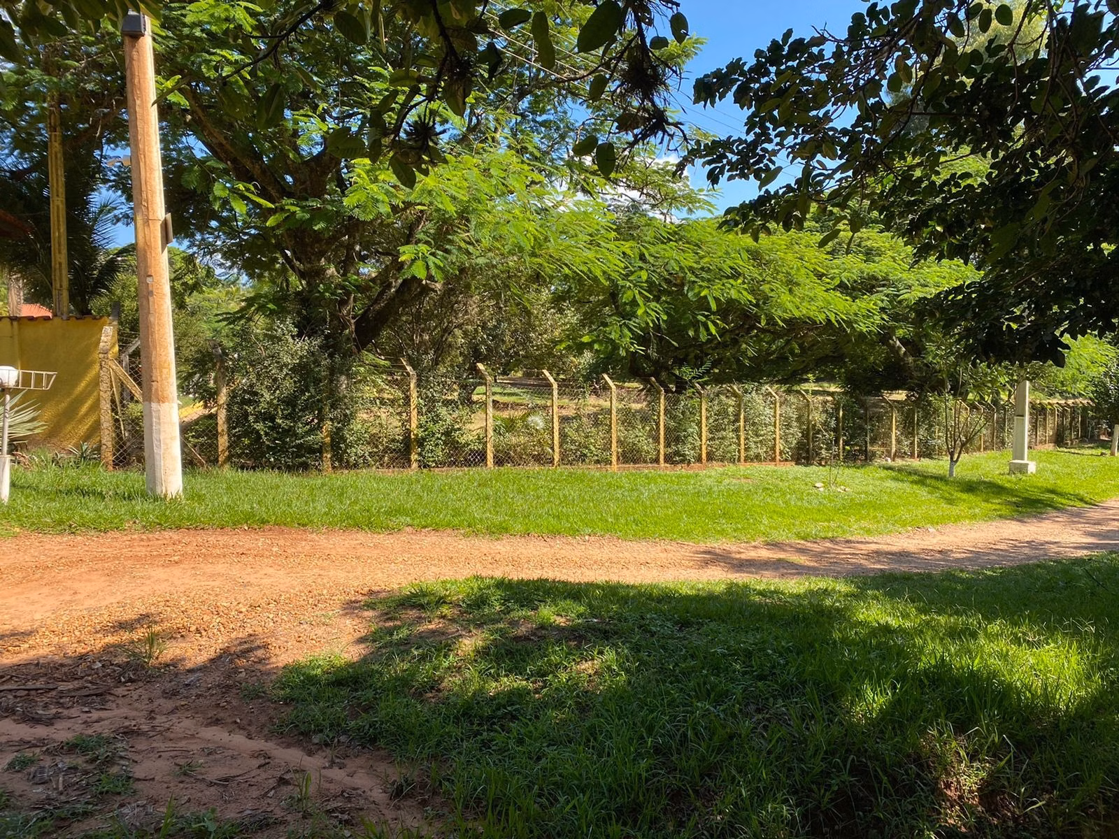 Chácara de 1.500 m² em Dois Córregos, SP