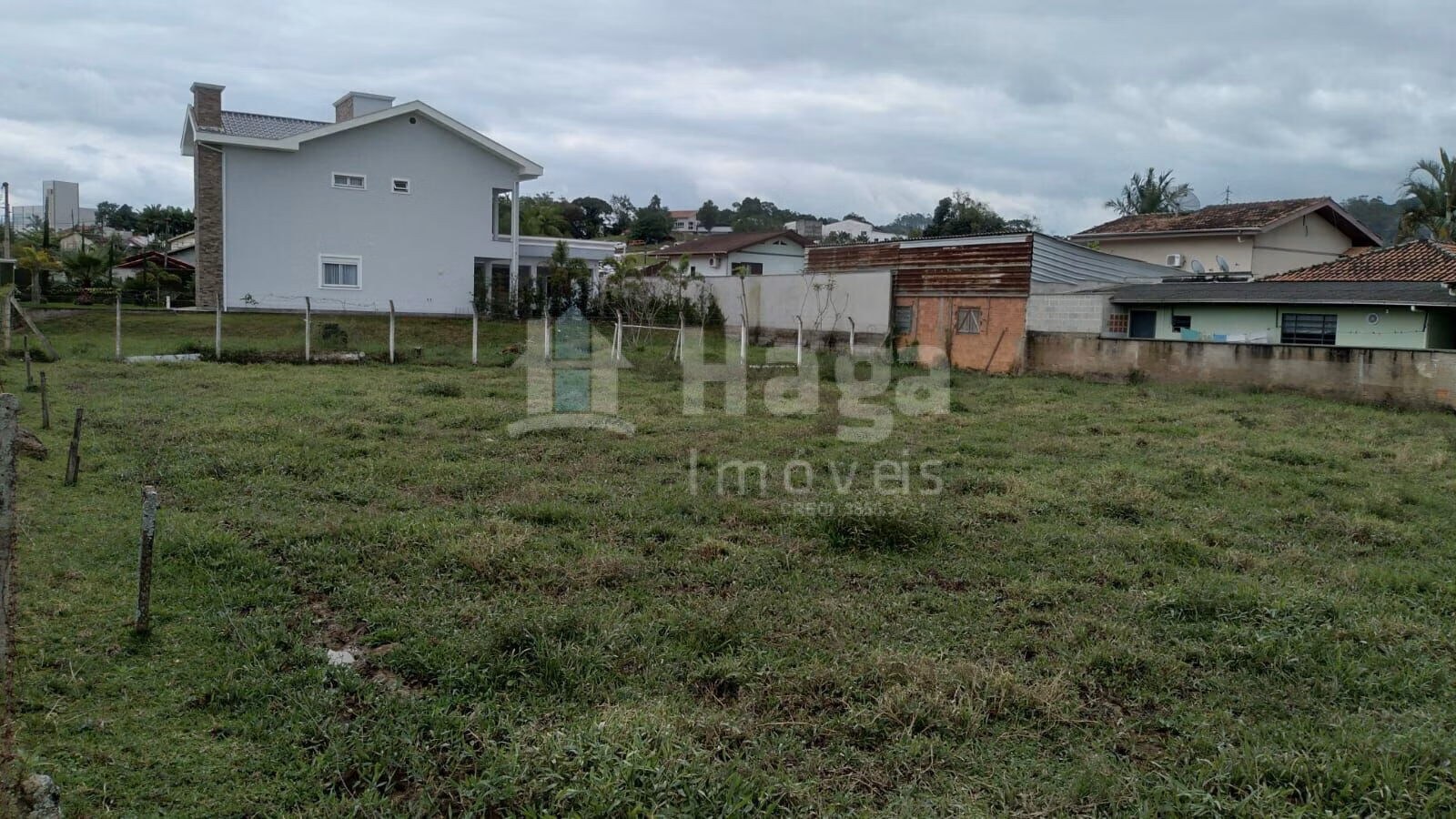 Terreno de 783 m² em Brusque, SC