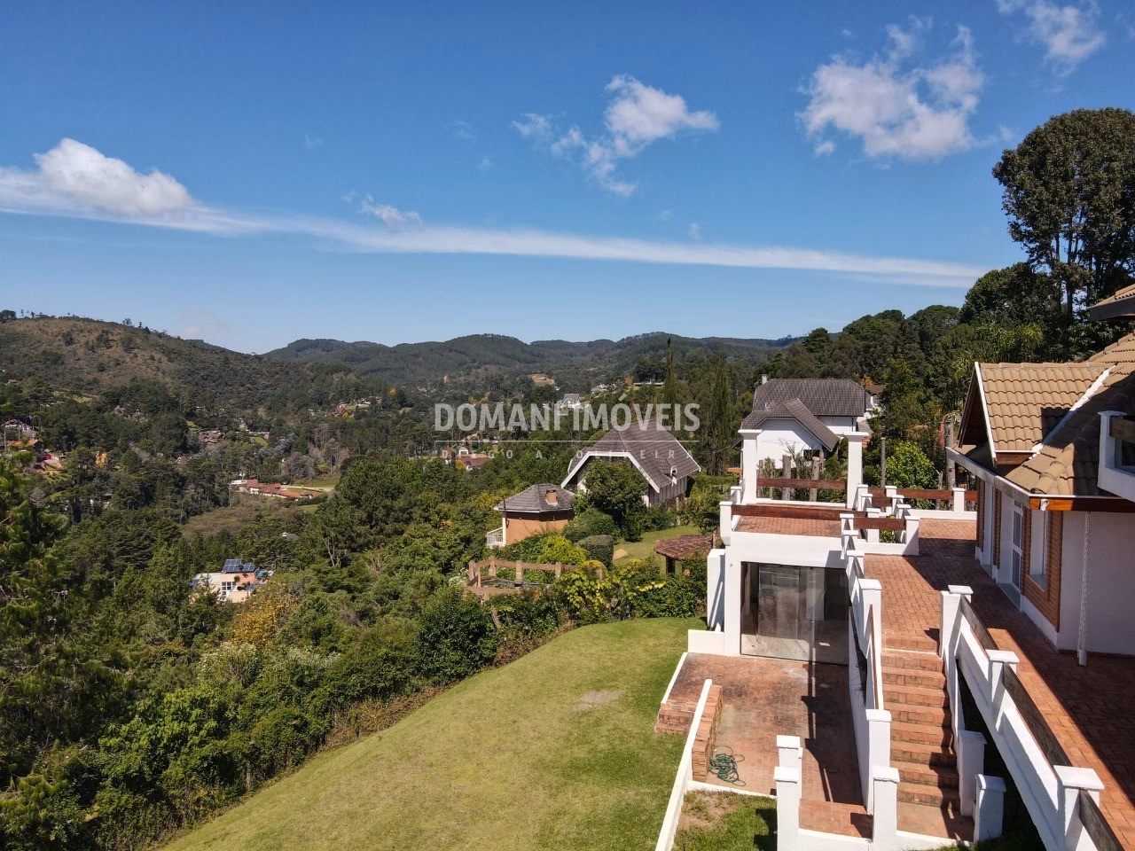 House of 1,590 m² in Campos do Jordão, SP, Brazil