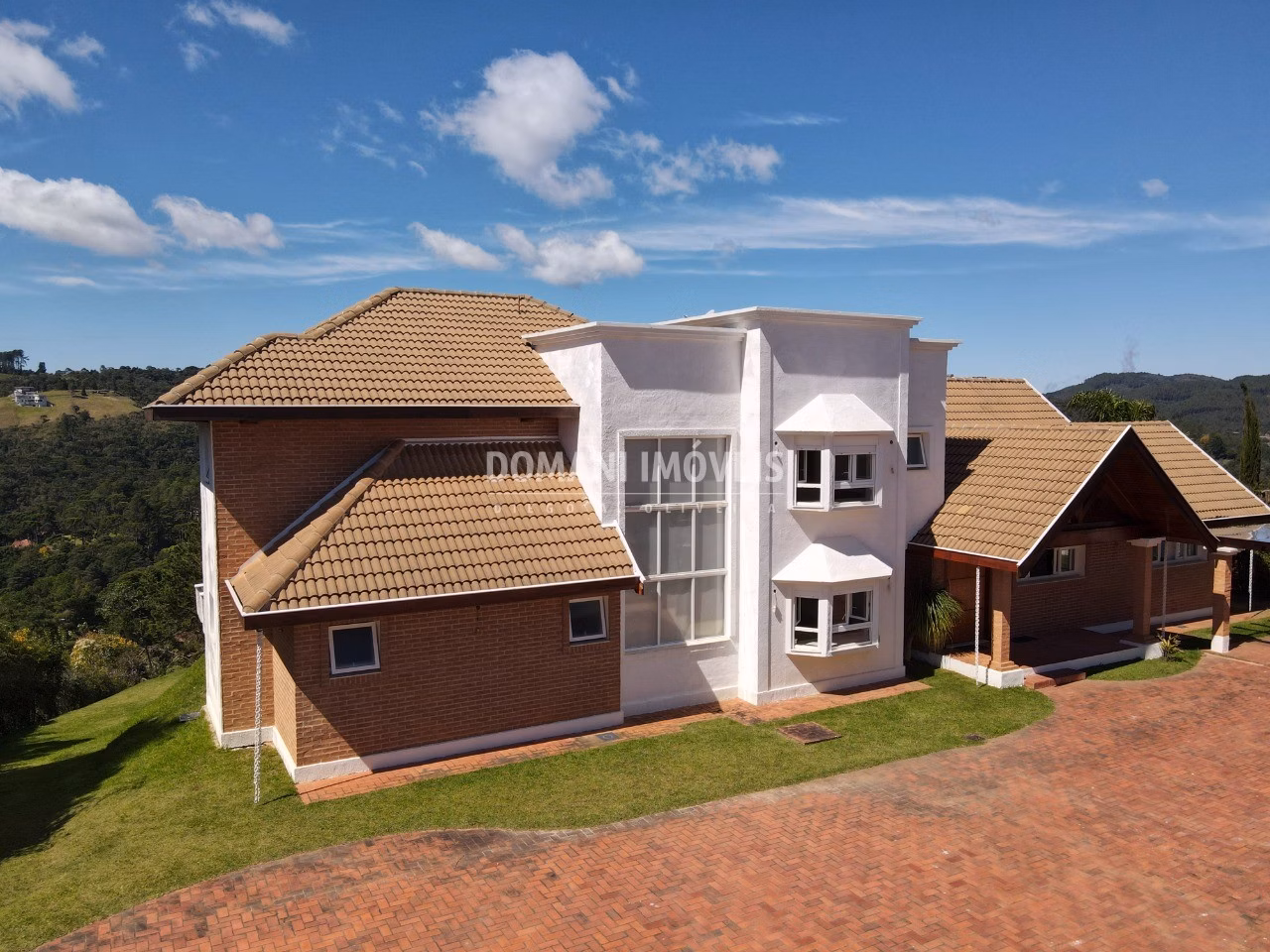 House of 1,590 m² in Campos do Jordão, SP, Brazil