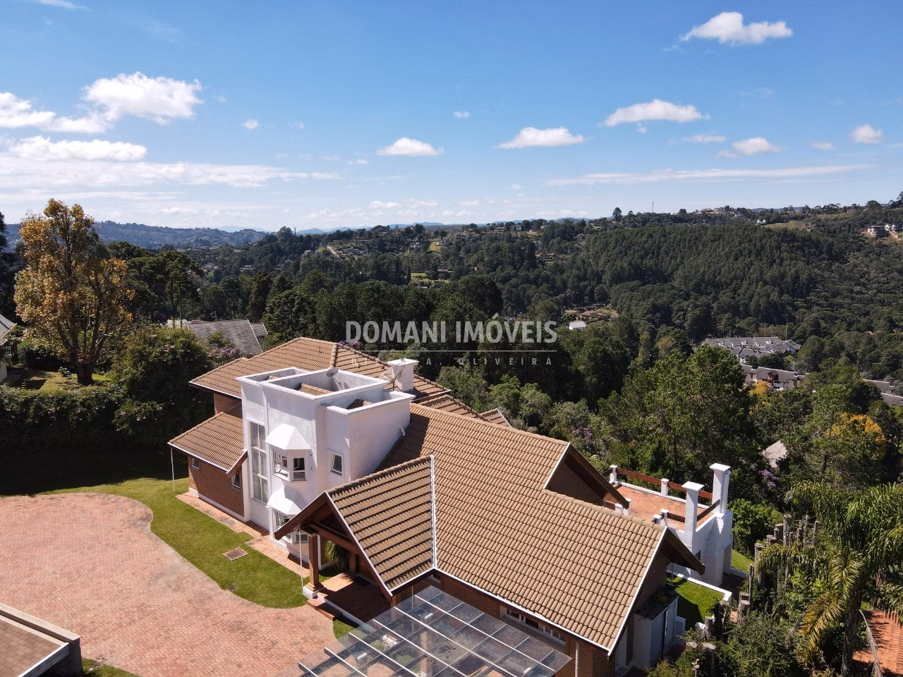 House of 1,590 m² in Campos do Jordão, SP, Brazil