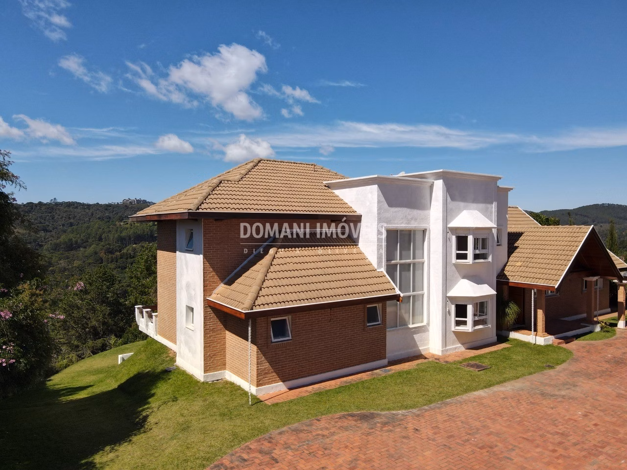 House of 1,590 m² in Campos do Jordão, SP, Brazil