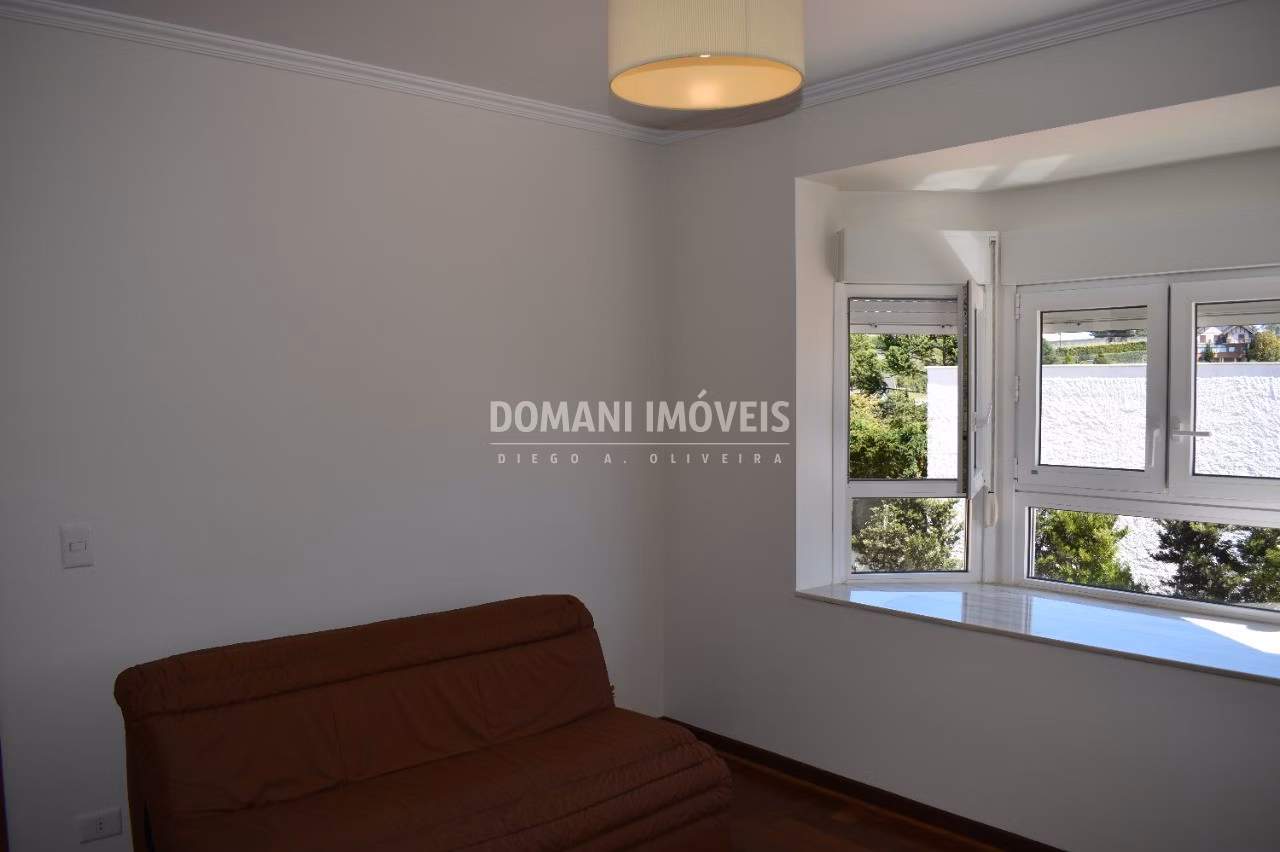 Casa de 1.590 m² em Campos do Jordão, SP