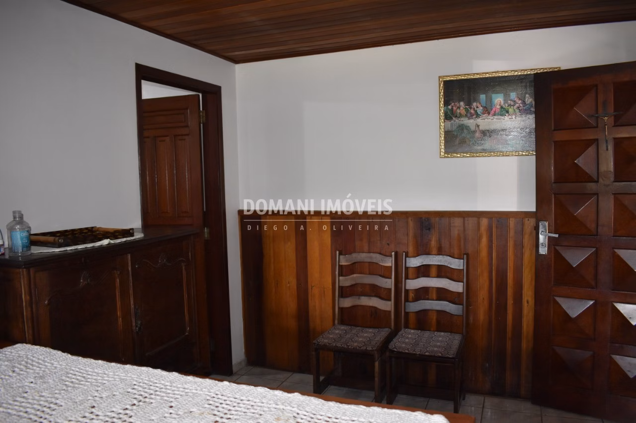 Casa de 1.160 m² em Campos do Jordão, SP