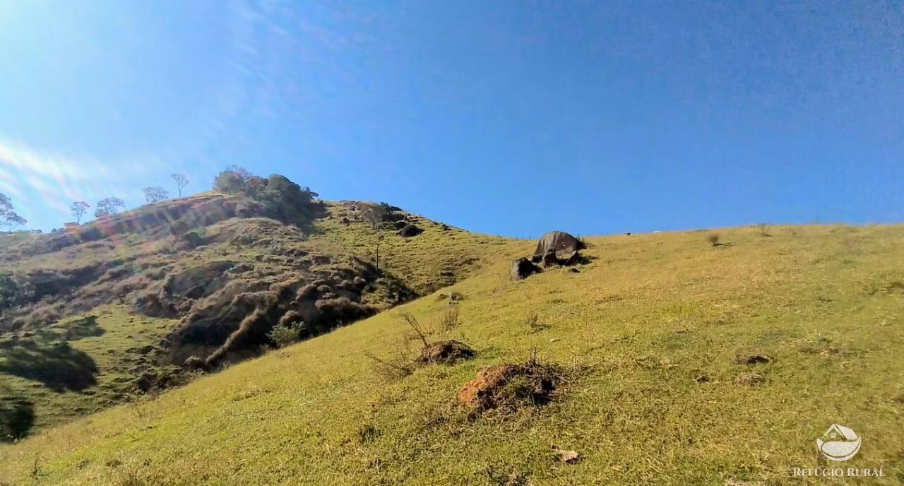 Small farm of 30 acres in São José dos Campos, SP, Brazil