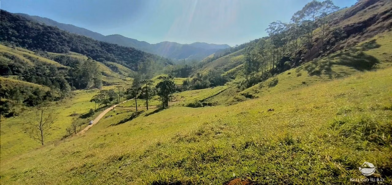 Small farm of 30 acres in São José dos Campos, SP, Brazil