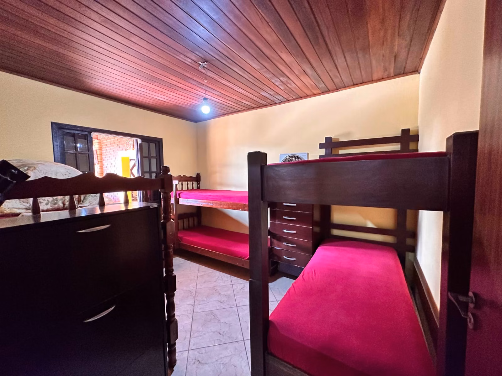 Country home of 1,000 m² in Mairinque, SP, Brazil
