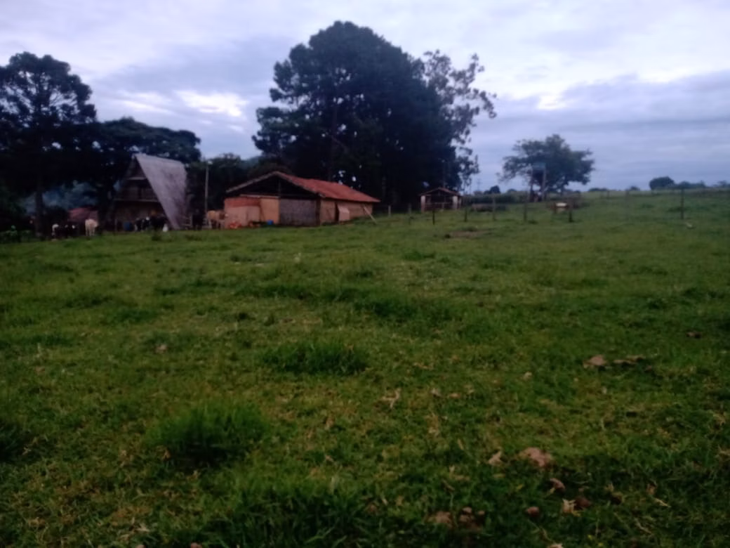 Sítio de 12 ha em Itapetininga, SP