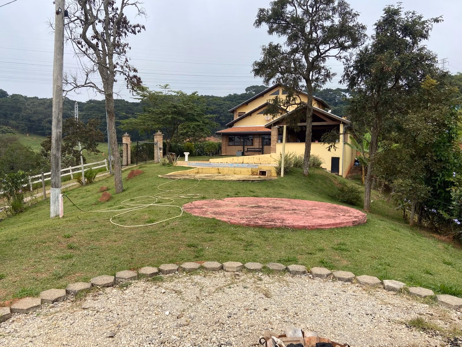 Chácara de 1.300 m² em Caçapava, SP