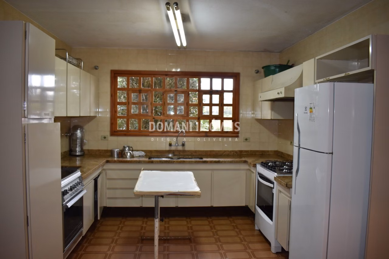 Casa de 8.430 m² em Campos do Jordão, SP