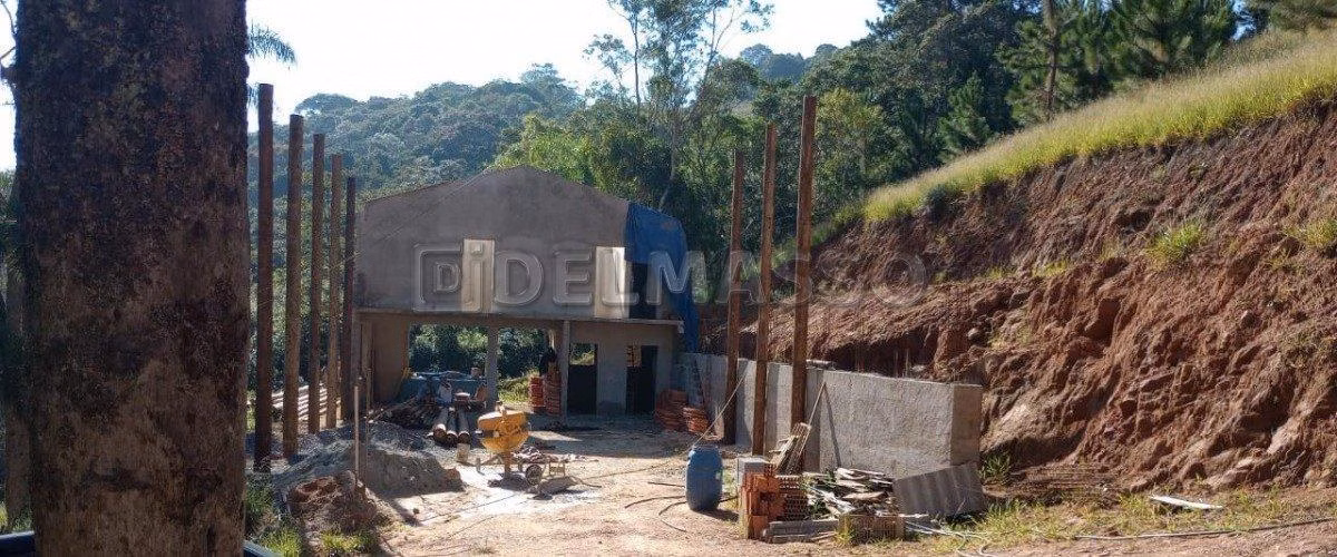 Kleiner Bauernhof zum Verkauf von 8 ha in Ibiúna, SP